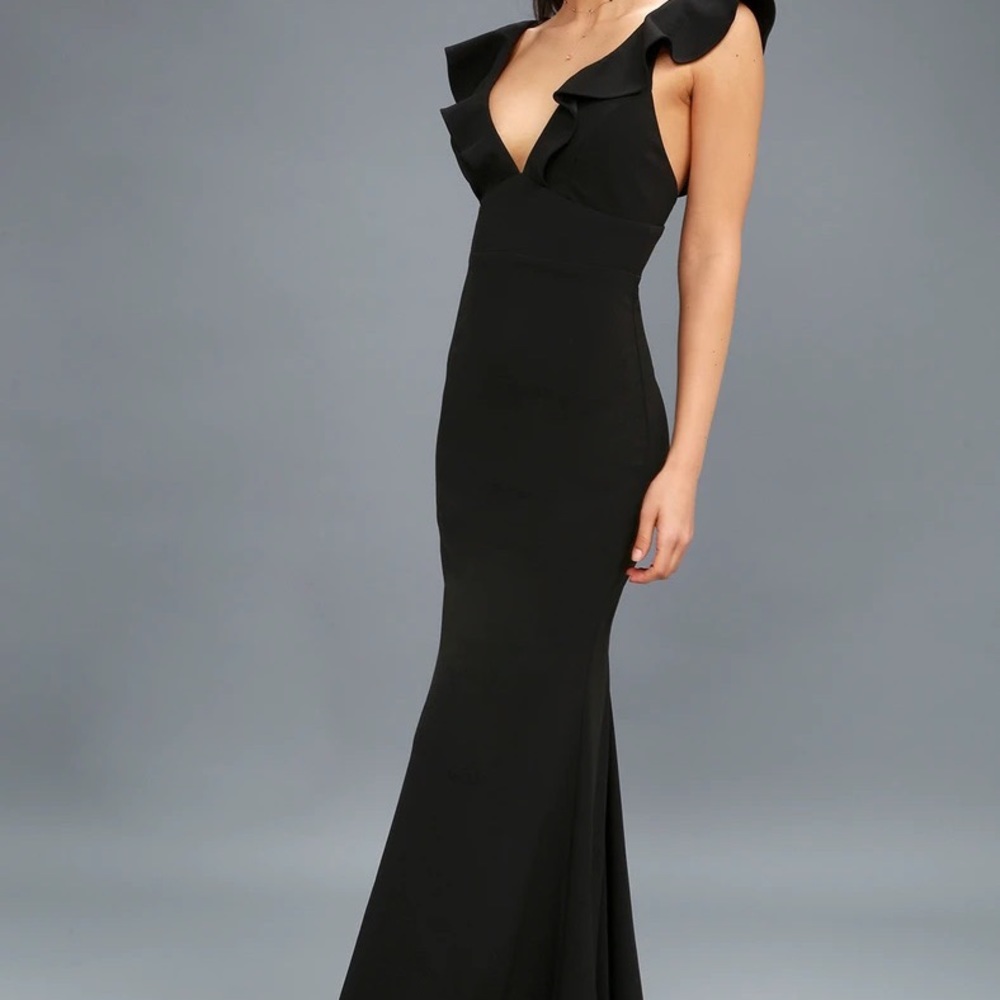 Lulu’s Perfect Opportunity Black Maxi Dress